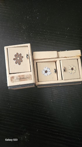 Vintage wooden doll house - vintage,