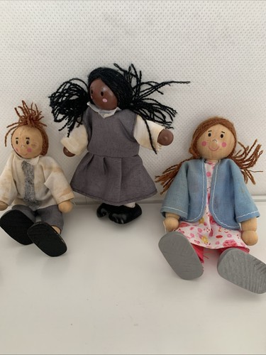 Wooden posable family people - family,