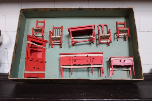 Vintage dolls house red wooden - dolls,