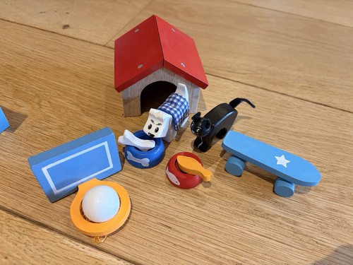Toy van wooden - wooden, pets