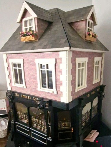 Storey shopfront - 1:12, 3